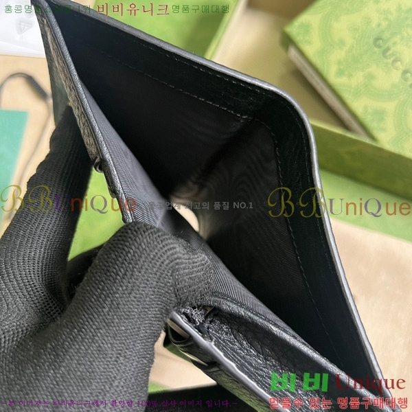 # ͷŷ G   746059-103