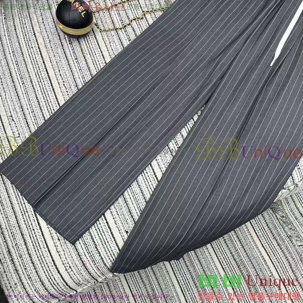 ̿̿  MU21208807-1