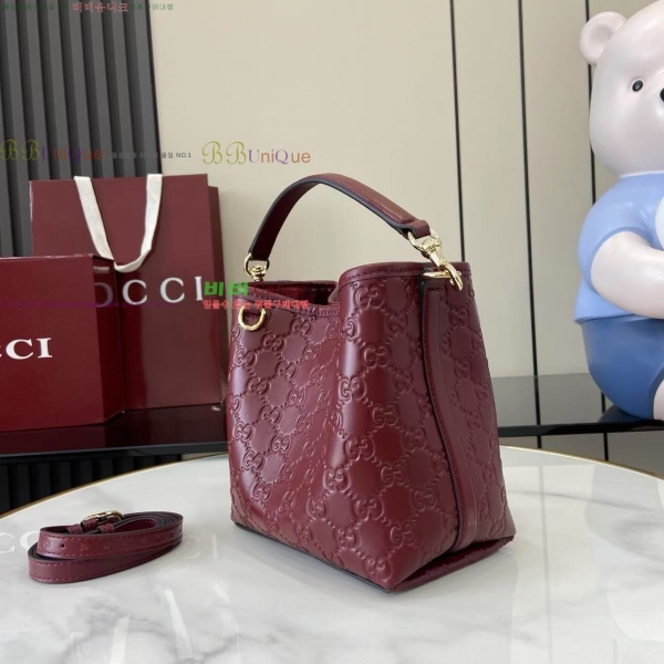 # GG   Ŷ 815118-523