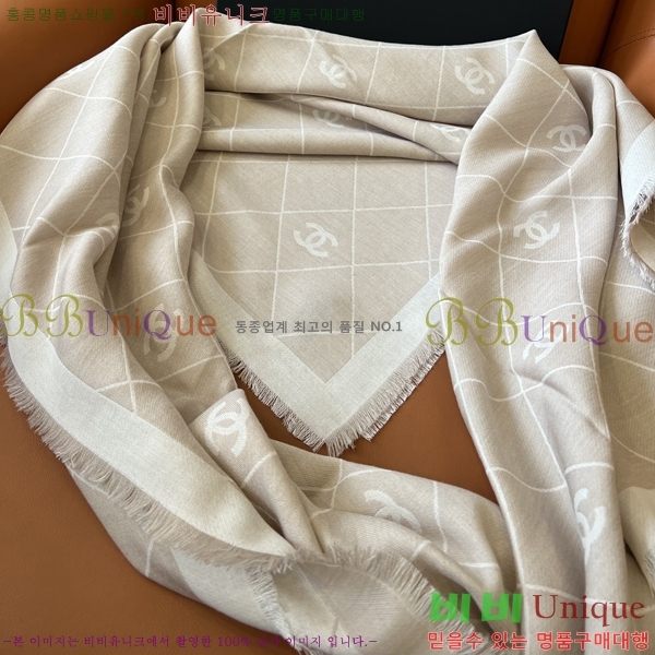 #* ÷/ī C8664865-1