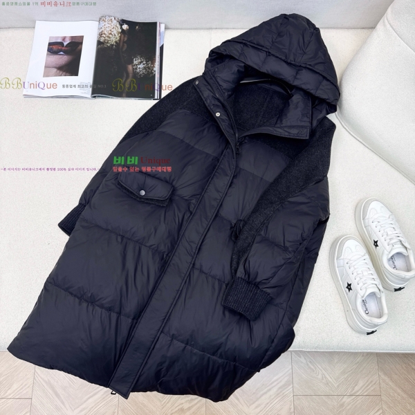  **  ٿ е MAXM230823-18