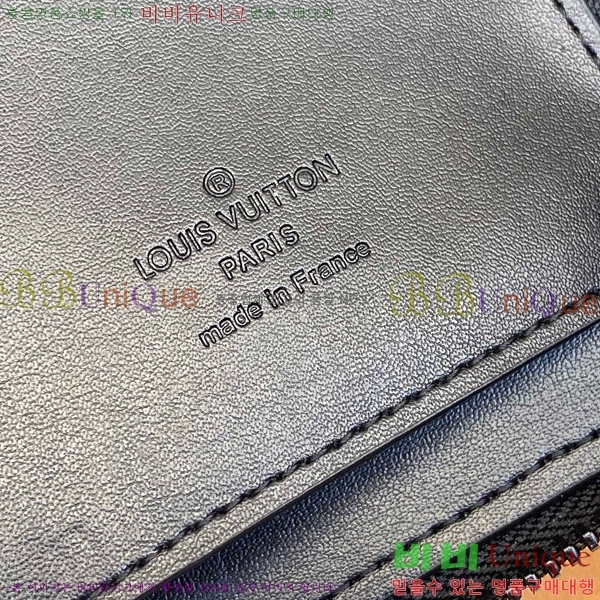 #    M62295-301