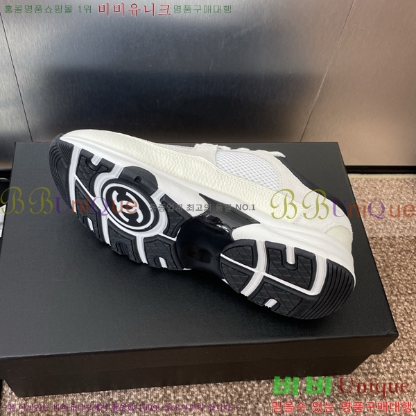 * Ŀ  32D86652-1