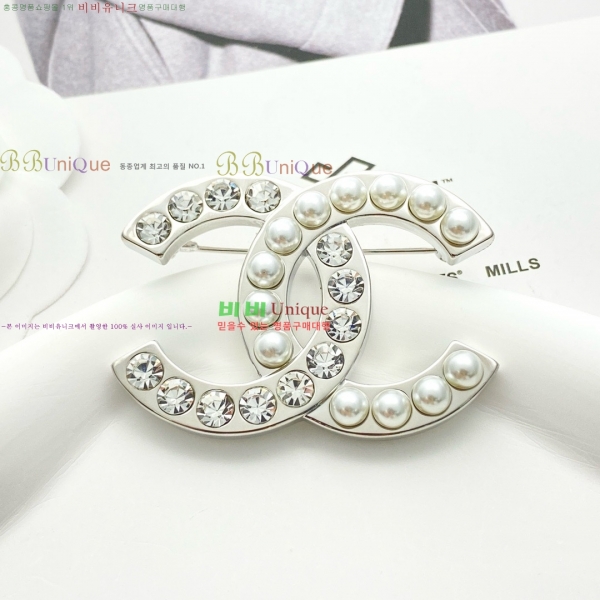  * ġ CH6234208-3