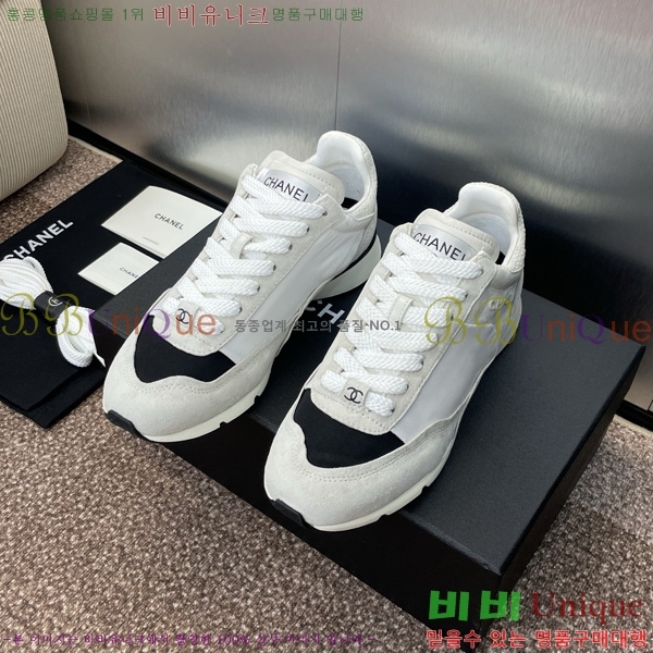 * Ŀ 35D866570-1