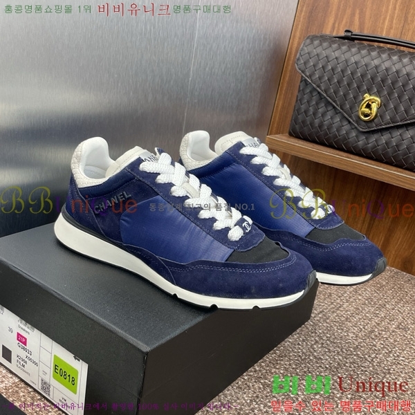 * Ŀ 35D866570-4