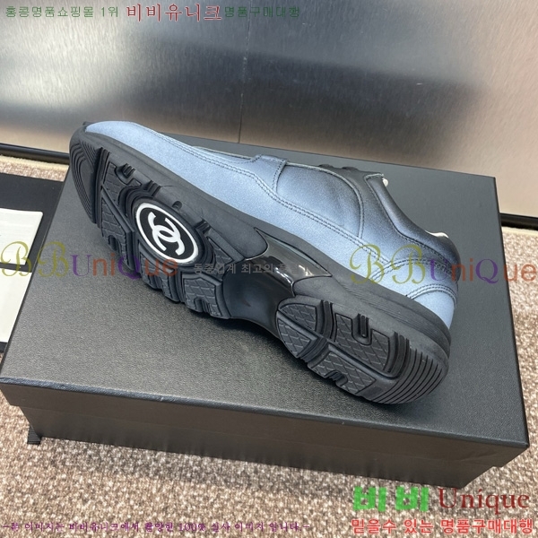  * Ŀ 37D866579-3