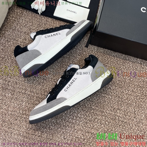  * Ŀ 33D866582-1