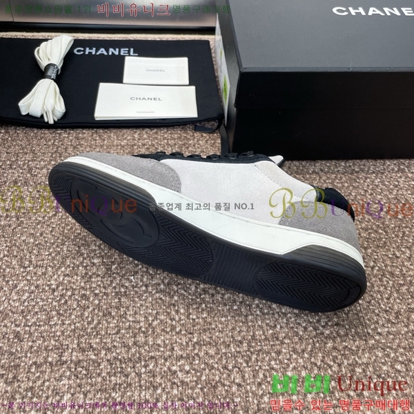  * Ŀ 33D866582-1