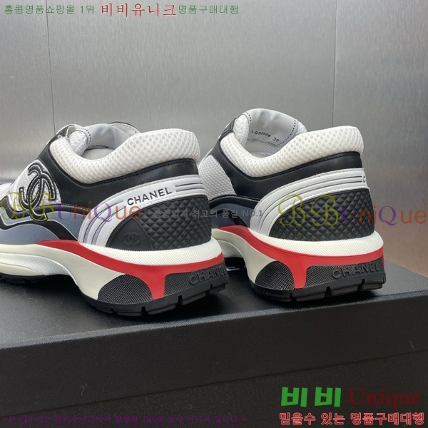* Ŀ 38D866584-5