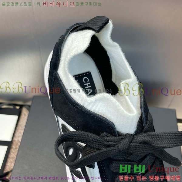 * Ŀ 32D866586-3