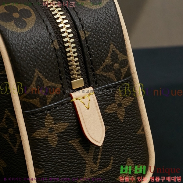 #̺   ׷  M47031-1001