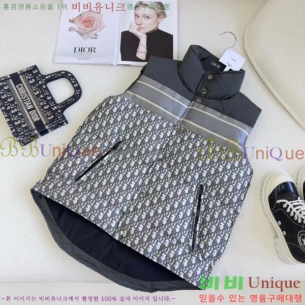   ٿ е  DO2128892-8