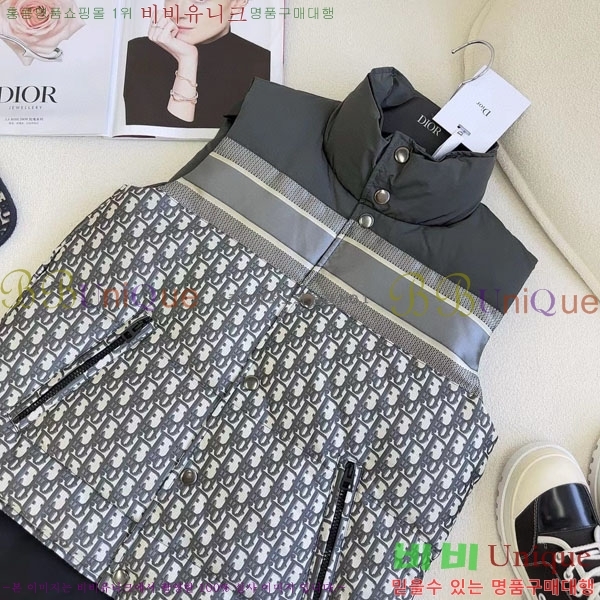   ٿ е  DO2128892-8