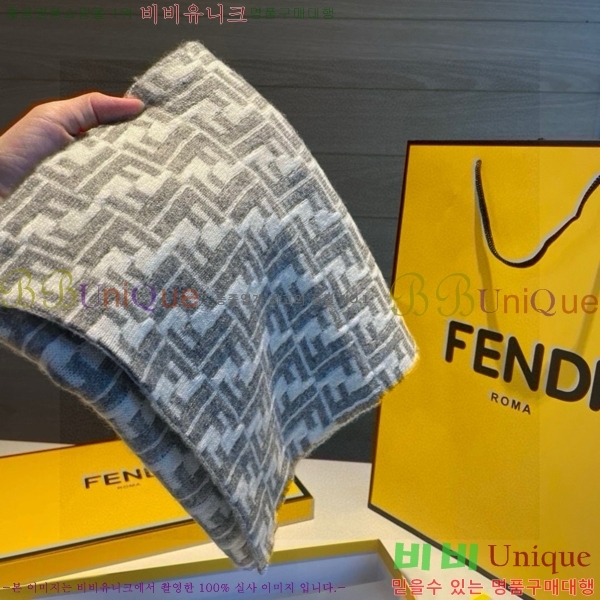 # ÷/ī FF007902-2
