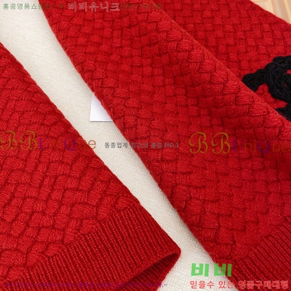 #* ÷/ī C8664860-3
