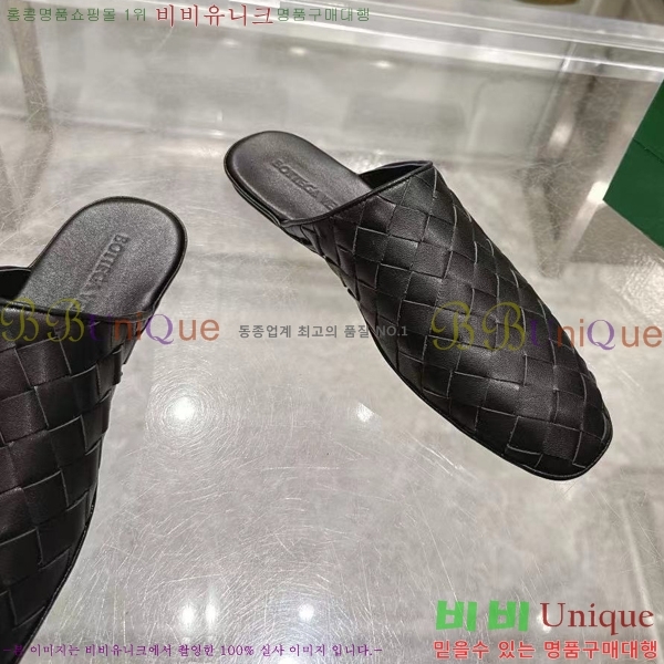  װŸ   44BV2510222-4