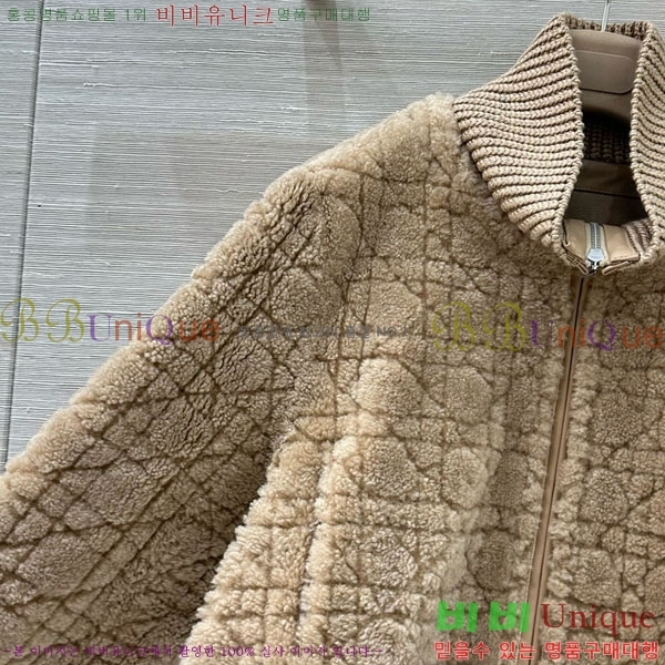   þ   DO3634560-24