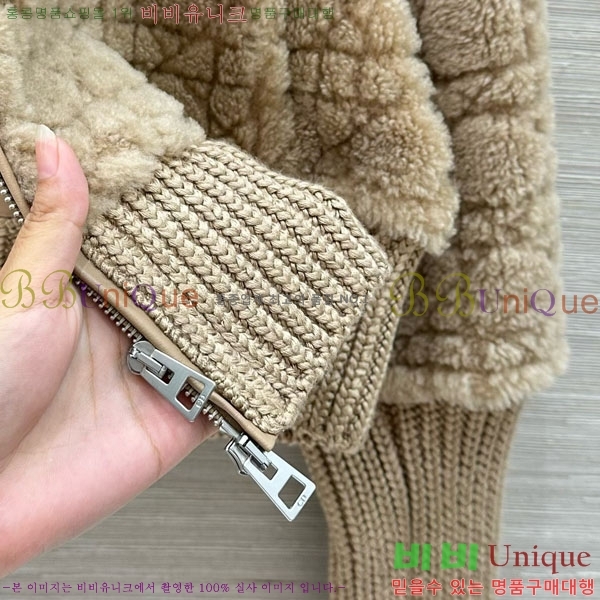   þ   DO3634560-24