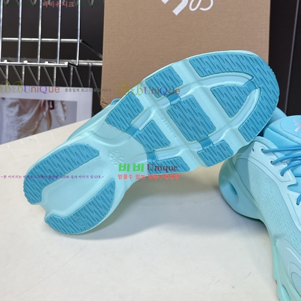 ο x on Ŀ  29LW2510147-8