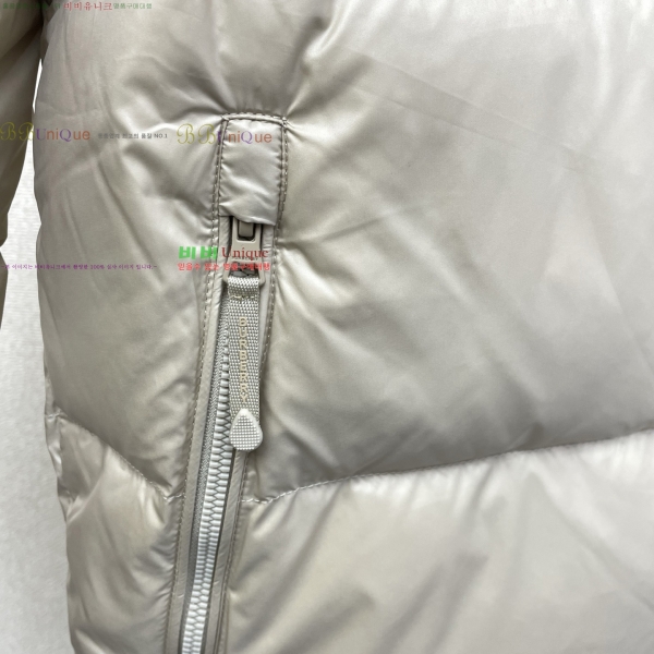  * ٿ е 56BU25102923-4