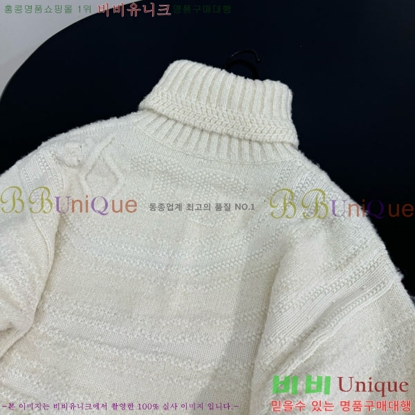  * Ʈ Ƽ CH1467440-15