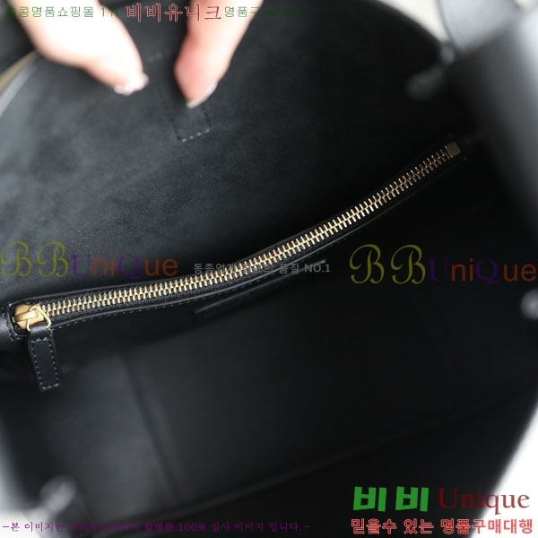 #ζ  5 À 7 713938-1551