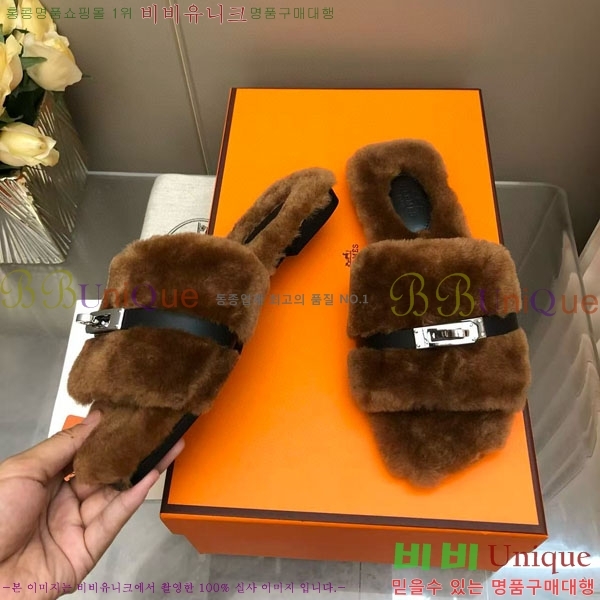 ޽   þ  W861000-2