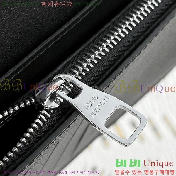 #̺  ¥   M83126-1002