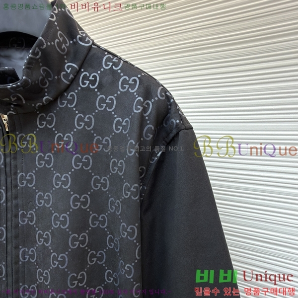  * Ŭ  31GU216815805-2