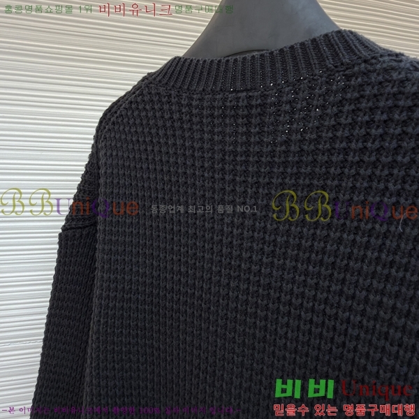  ũ*    25CH216817817-1