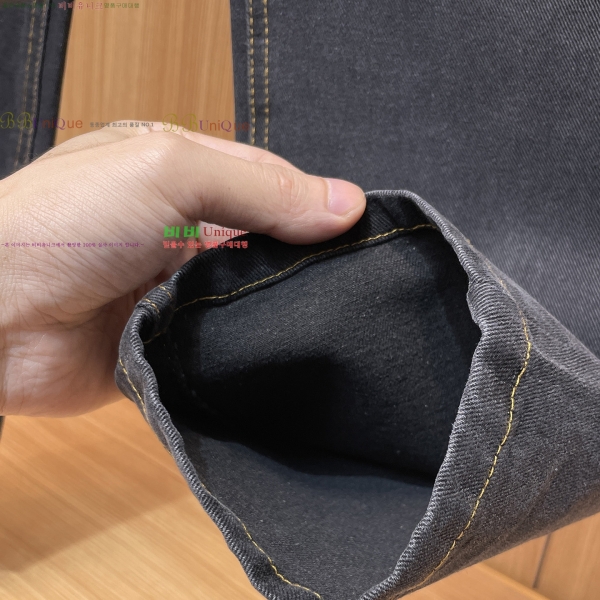  ũ* û 17CH2511313-6