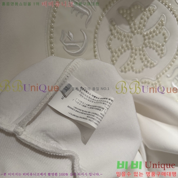  ũ*  ĵ 27CH251132-5